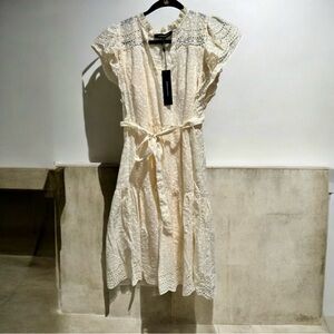 NWT BCBGMAXAZRIA Tie Waist Cream Sea Salt Eyelet Flutter Sleeve Dress S Small